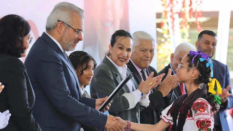 Certeza al magisterio y becas a 848 mil alumnos logran cuarto año completo de clases: Bedolla 