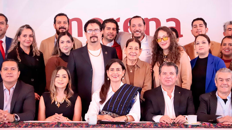 Profesionistas respaldan a Gaby Molina como perfil con experiencia y resultados 