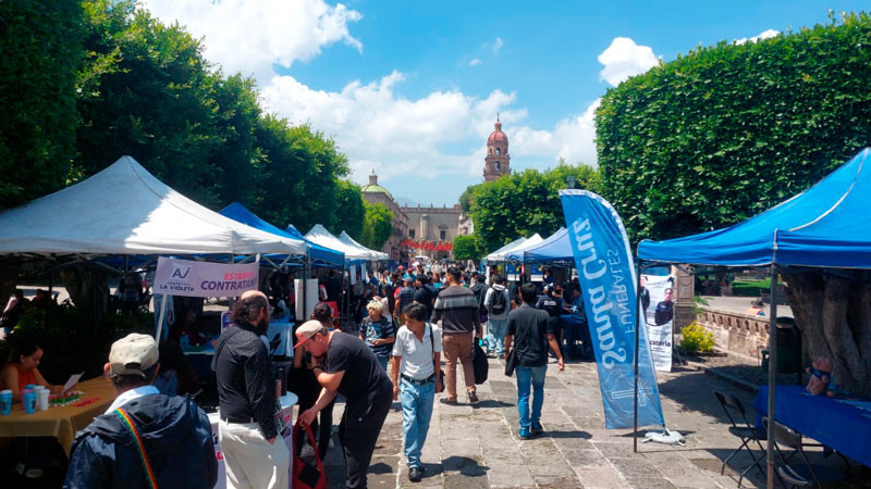Conectó Sefeco a más de 400 personas con oportunidades laborales en Morelia 