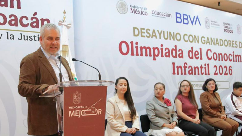 Reconoce Bedolla el talento estudiantil, entrega laptops a los 52 ganadores de la Olimpiada del Conocimiento Infantil 2026 