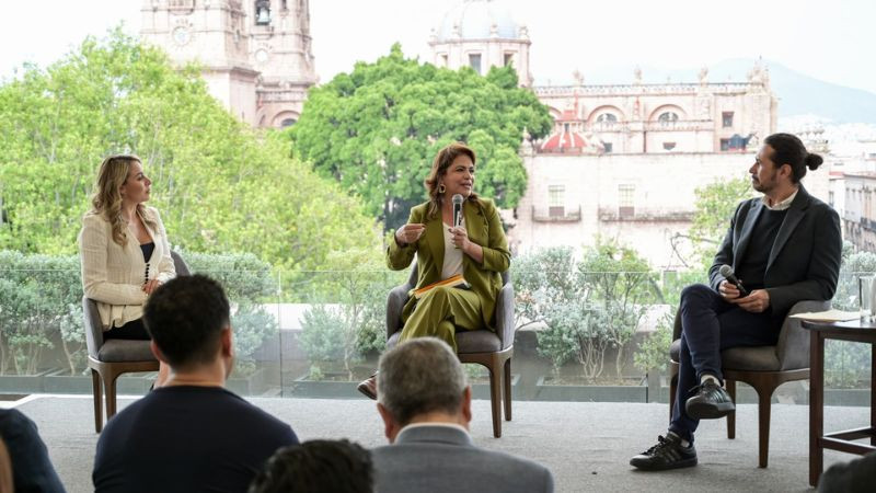Presenta Fabiola Alanís el libro Historias de resistencia, una investigación sobre la feminización de la violencia en Michoacán 
