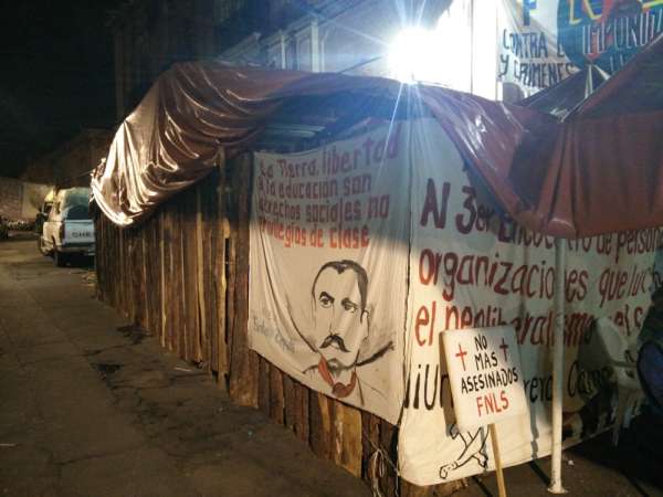 Integrantes del Frente Nacional de Lucha por el Socialismo retiran plantón en el Centro de Morelia - Foto 2 