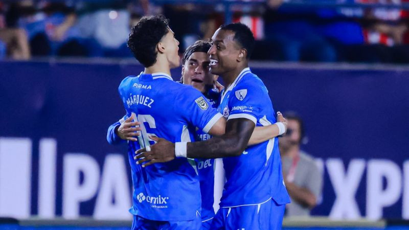 Cruz Azul remonta ante Atlético San Luis y debuta con victoria en el Apertura 2026  