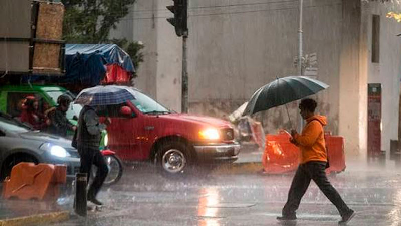Pronostican lluvias intensas en gran parte del país y posible formación de ciclón frente a Jalisco 