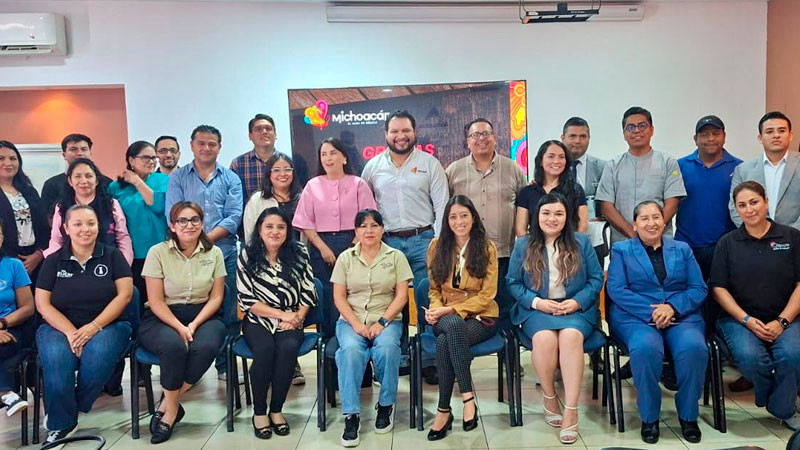 Sectur fortalece la competitividad turística de Uruapan durante este verano 