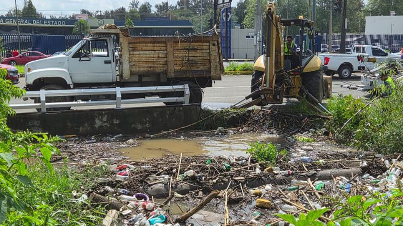 Retiran más de 70 toneladas de basura del Dren Barajas; SLyT llama a no tirar desechos en la vía pública 