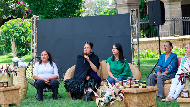 Productores y cocineras tradicionales encabezan la presentación de la Feria del Chile Queréndaro 2026 