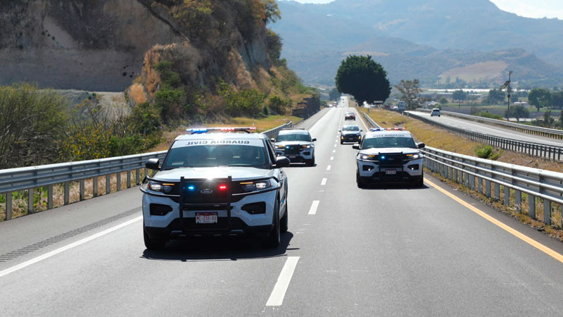 Guardianes del Camino refuerzan vigilancia, acompañamiento y auxilio en 15 rutas carreteras de Michoacán 