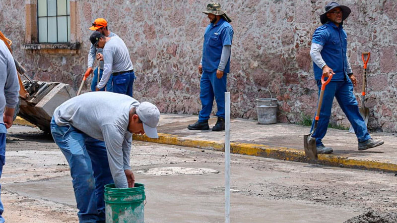 Ooapas restablece el funcionamiento del drenaje sanitario frente a la XXI Zona Militar 