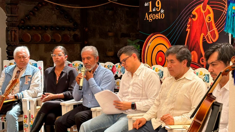Paracho registra 440 lauderos de tradición, expone alcalde 