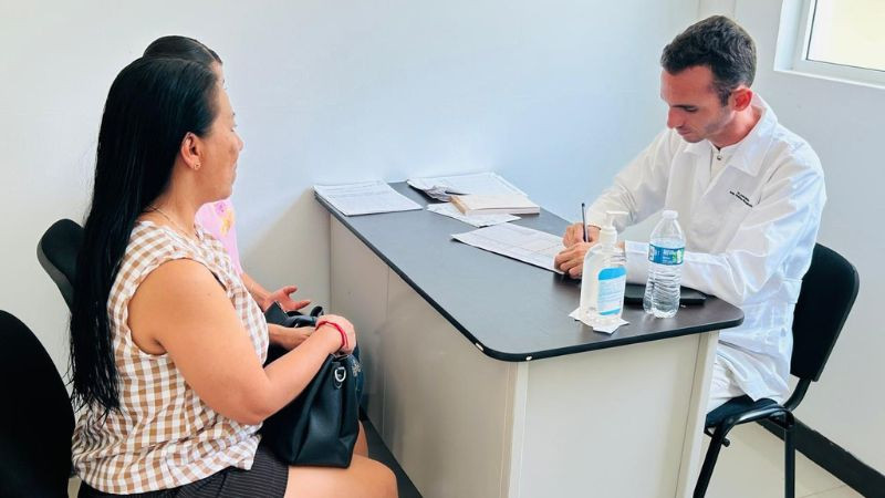 Realizan Jornadas Médicas Binacionales en Nuevo Urecho con atención en siete especialidades 