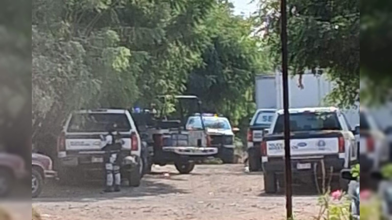 Ultiman a un hombre dentro de su vivienda en Tepalcatepec; Fiscalía de Michoacán investiga el crimen 