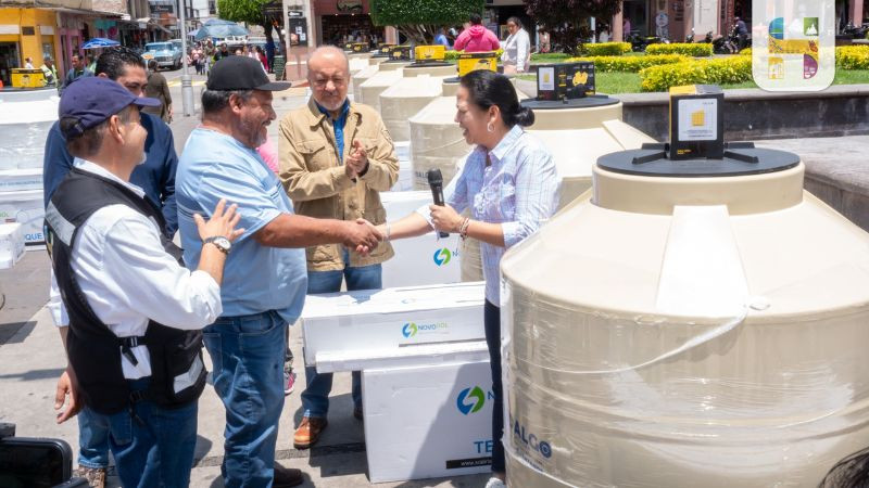 Ayuntamiento de Hidalgo entrega apoyos sociales a 67 familias del municipio 