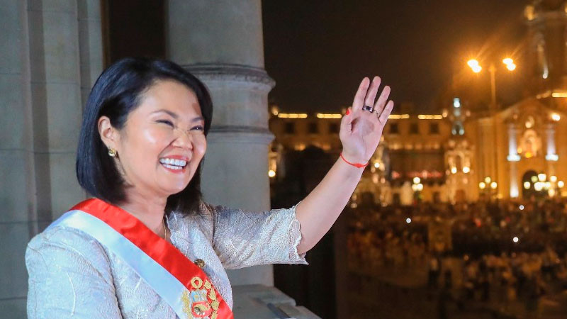 Keiko Fujimori asume oficialmente la Presidencia de Perú 