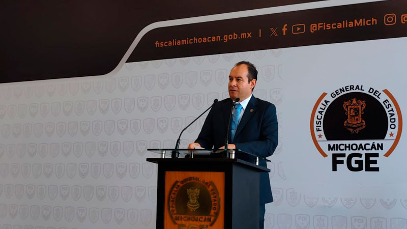 FGE de Michoacán clarifica video de policía de Investigación golpeado en Ario de Rosales 