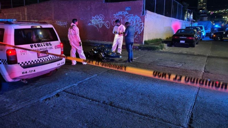 Accidente entre dos motocicletas en Morelia deja una persona sin vida y otra lesionada 