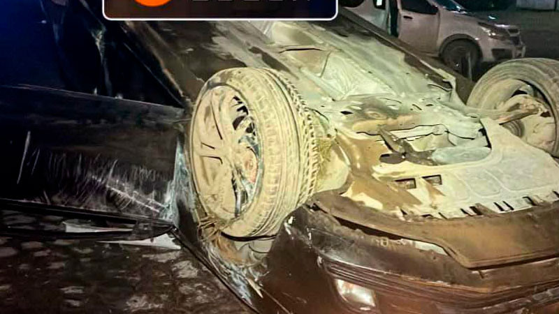 Volcadura en la carretera 110, deja a una persona herida  