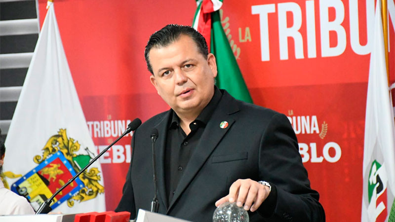 El PRI se tomó un desparasitante y todo evacuó en Morena; la presidenta tiene oportunidad de depurarlo y que deje de ser un narcopartido: Memo Valencia 