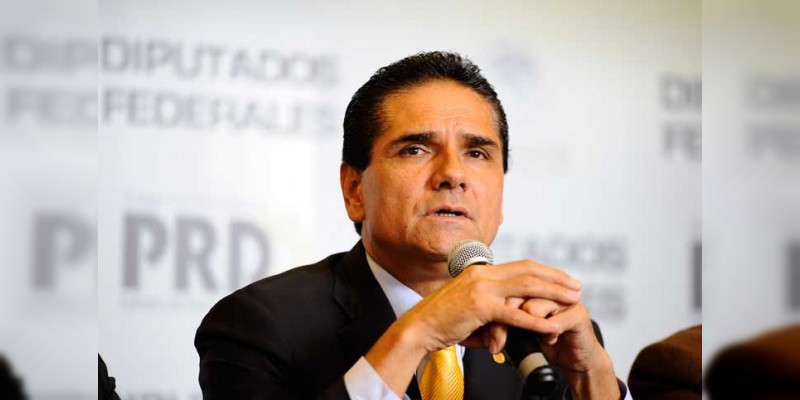Desacierto que Silvano Aureoles aspire a la presidencia, en lugar de enfocarse en una mejor calidad de vida para los michoacanos: CEEM 
