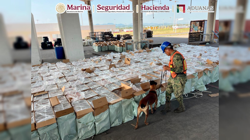 Golpe al contrabando en Michoacán: aseguran casi 10 millones de cigarrillos ilegales en el puerto de Lázaro Cárdenas 