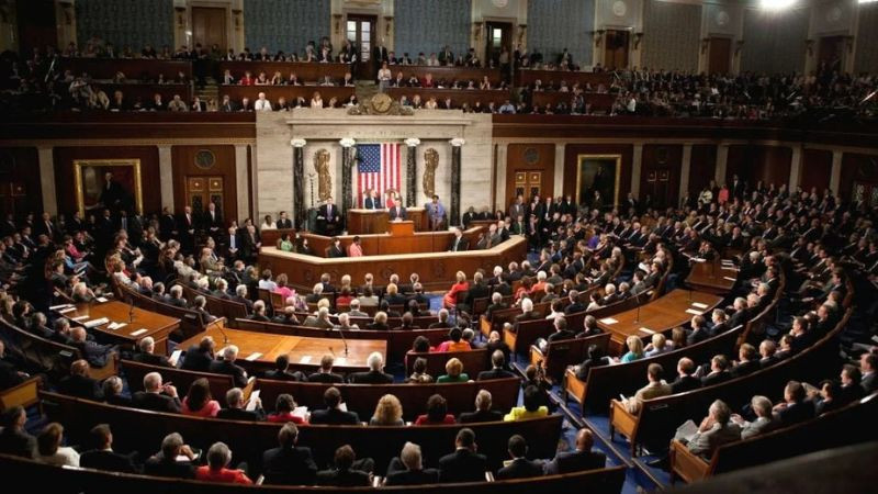 Senado de Estados Unidos aprueba nuevas sanciones contra el sector energético ruso 