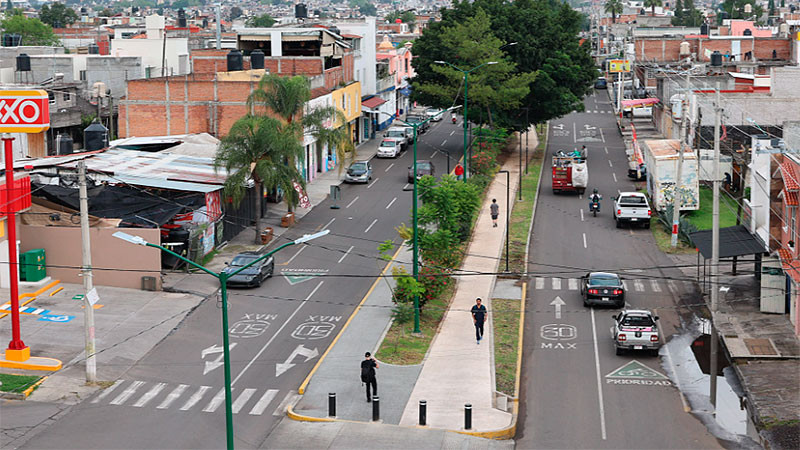 Invita Alfonso Martínez Alcázar al nuevo Parque Lineal de Avenida del Quinceo 