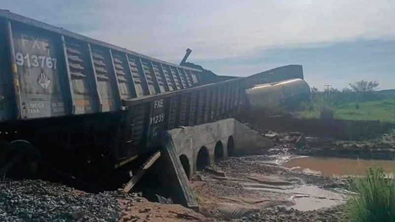 Aumentan a 12 los afectados por derrame tóxico tras descarrilamiento de Ferromex en Sonora 