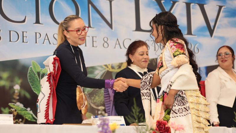 La UMSNH es el ente transformador de todo Michoacán: Yarabí Ávila 