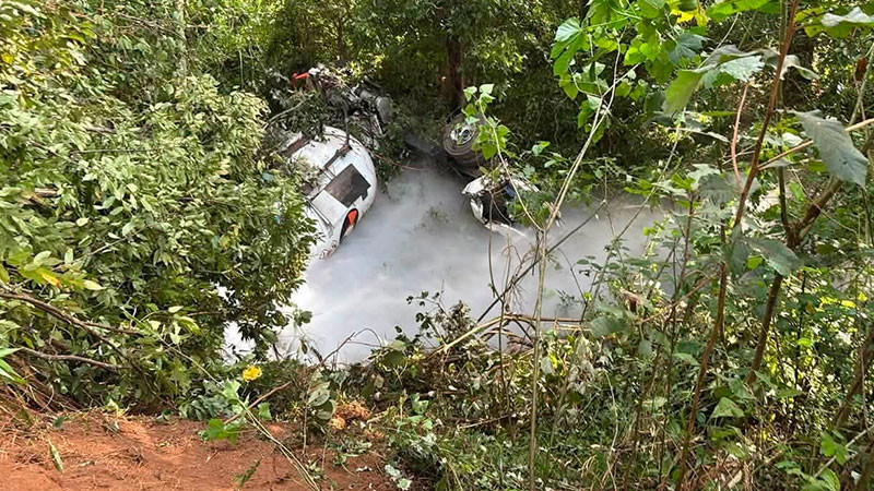 Volcadura de pipa de gas provoca cierre en carretera de Huauchinango, Puebla 