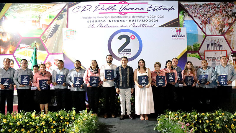 Presenta el alcalde de Huetamo, Pablo Varona Estrada su Segundo Informe de Gobierno  