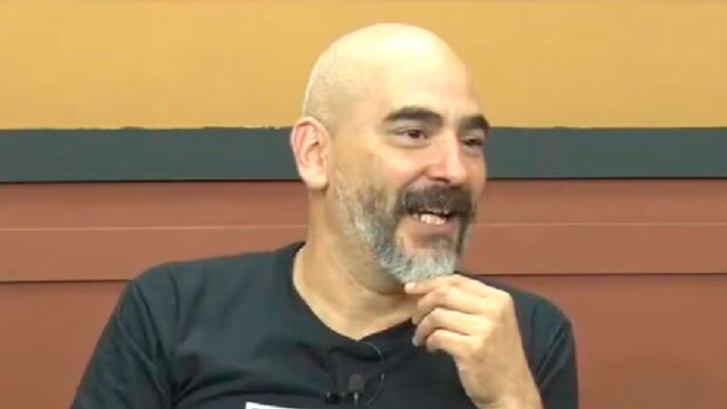 Fallece periodista argentino durante transmisión en vivo 