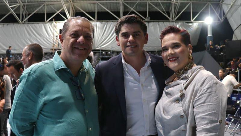 Toño Ixtláhuac acompaña a Carlos Soto en su Segundo Informe de Gobierno en Zamora 