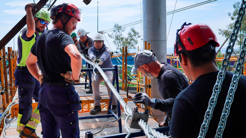 Teleférico de Morelia concluye empalme del cable portador; avanza hacia pruebas electromecánicas 
