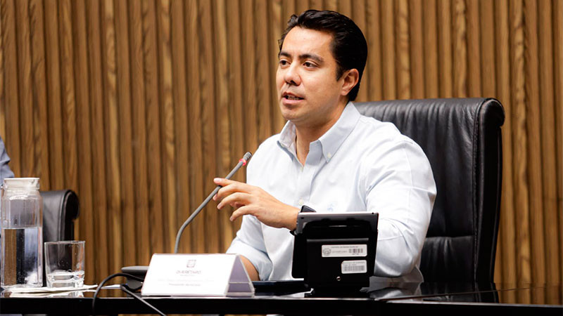 Anuncia Felifer Macías obras pluviales tras lluvias en Querétaro 