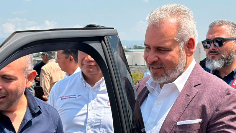 Bedolla llama a alcaldes a fortalecer policías municipales; vamos a paso firme enfrentando la delincuencia, afirma 
