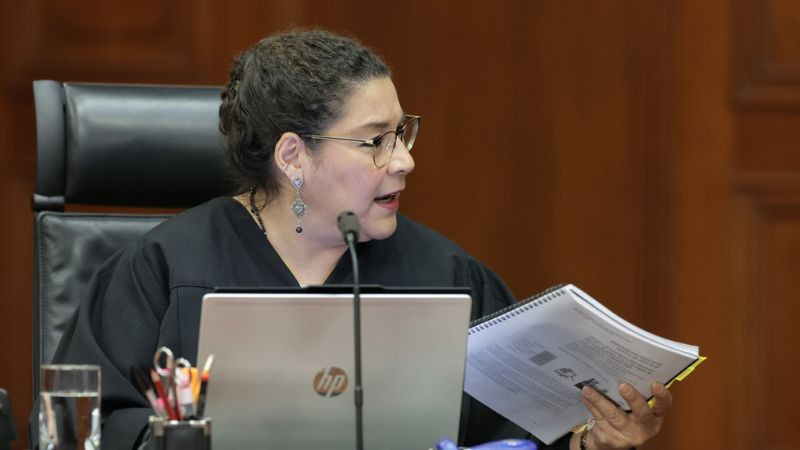Lenia Batres acusa a ministros de la Suprema Corte de actuar en su contra tras rechazar su proyecto 