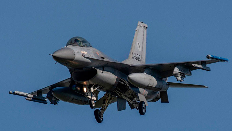 Aviones de la OTAN derriban dron que invadió espacio aéreo de Letonia 