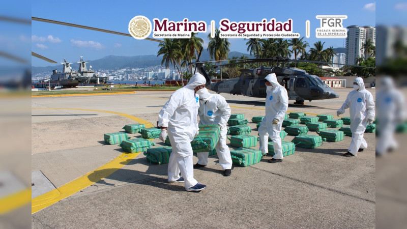Marina intercepta embarcación con casi 1.9 toneladas de estupefaciente frente a costas de Guerrero 