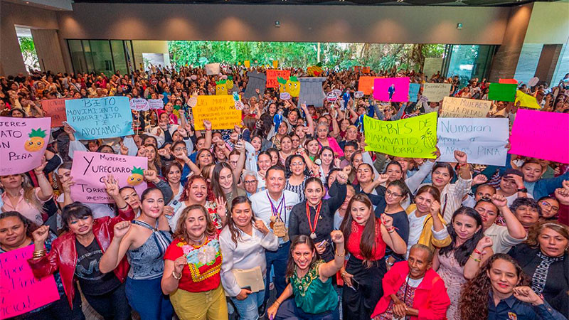 Más de 2 mil 500 mujeres de todo Michoacán cierran filas con Torres Piña en defensa de la soberanía nacional 