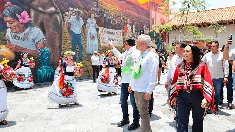Inaugura Bedolla Centro Artesanal y Cultural “Plaza de la Ranita”, punto de encuentro para las familias de Uruapan 