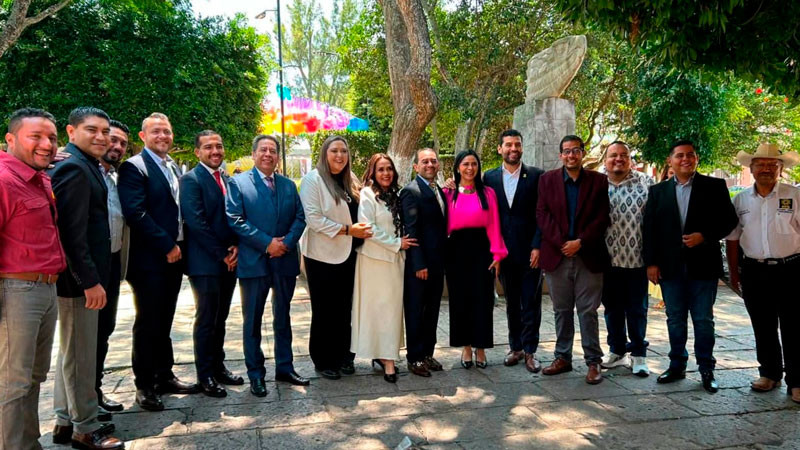 Gobiernos del PRD han dado muestra de trabajo y compromiso con Michoacán: GPPRD 