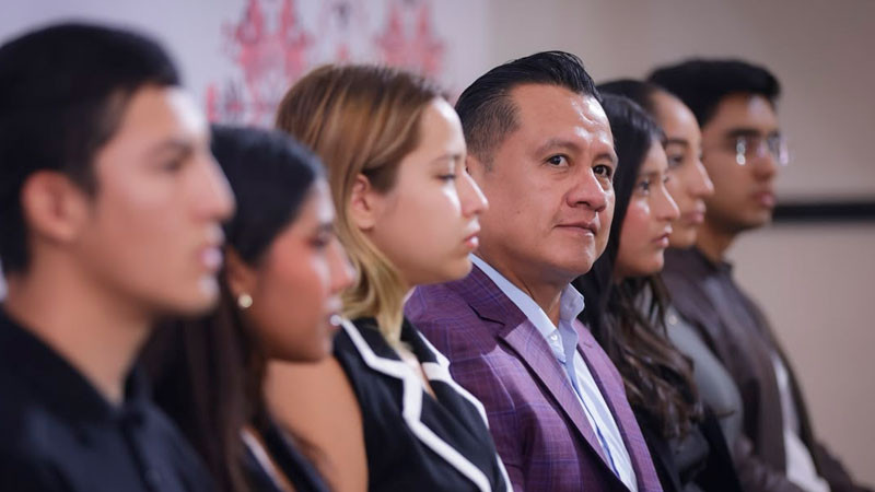 Jóvenes deben ser incorporados a instituciones y empresas para impulsar la Transformación y desarrollo de Michoacán: Carlos Torres Piña 