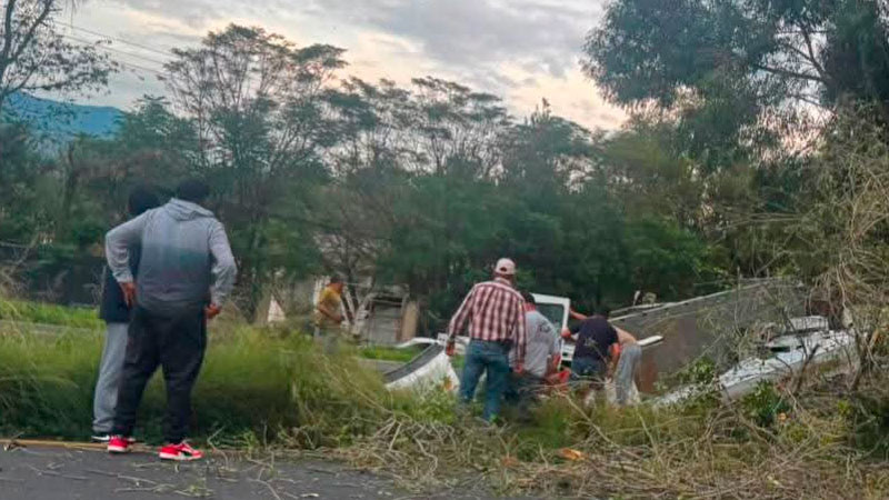 Fallece chofer al accidentarse en la Morelia-Pátzcuaro 