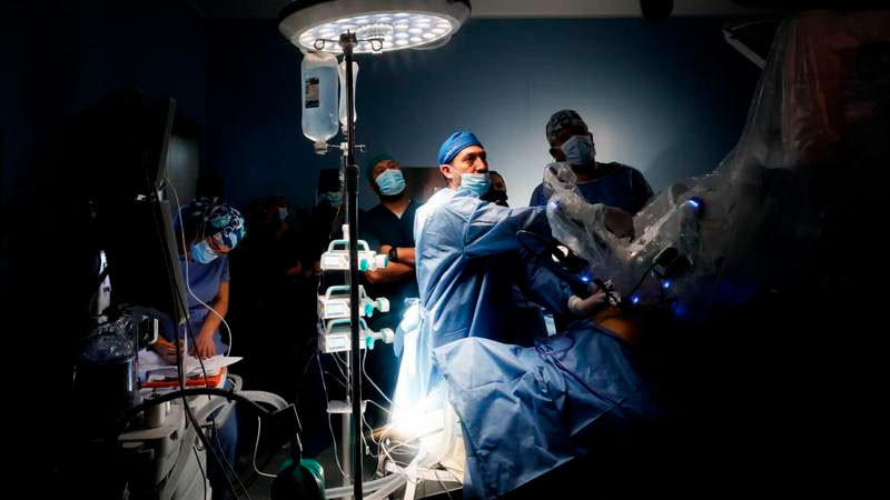 Salud destaca aumento del 30% en cirugías realizadas en instituciones públicas entre 2022 y 2026 