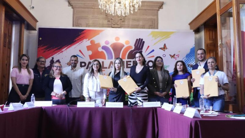 Recibe Jurado calificador del Parlamento Juvenil Incluyente 2026, 105 archivos de aspirantes registrados 