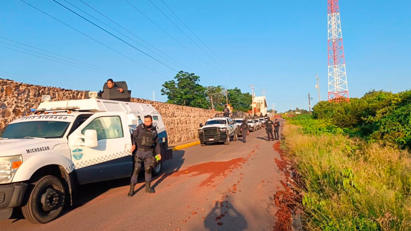 Despliega la Guardia Civil operativo ante bloqueos carreteros en Michoacán 
