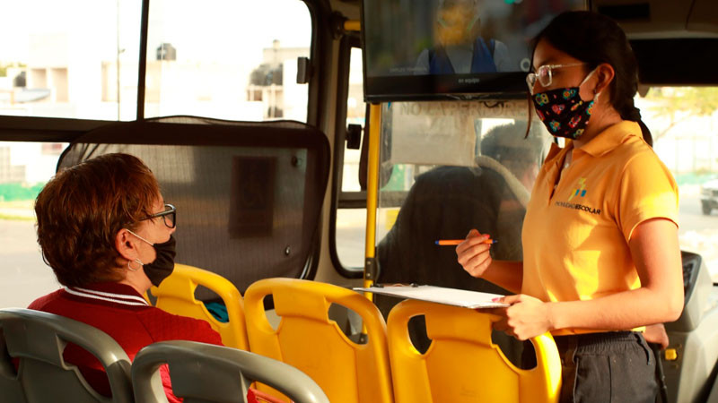 Capacitan a choferes del Transporte Comunitario Gratuito  