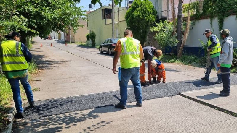 Gobierno de Morelia atiende solicitudes ciudadanas con balizamiento de reductores de velocidad 