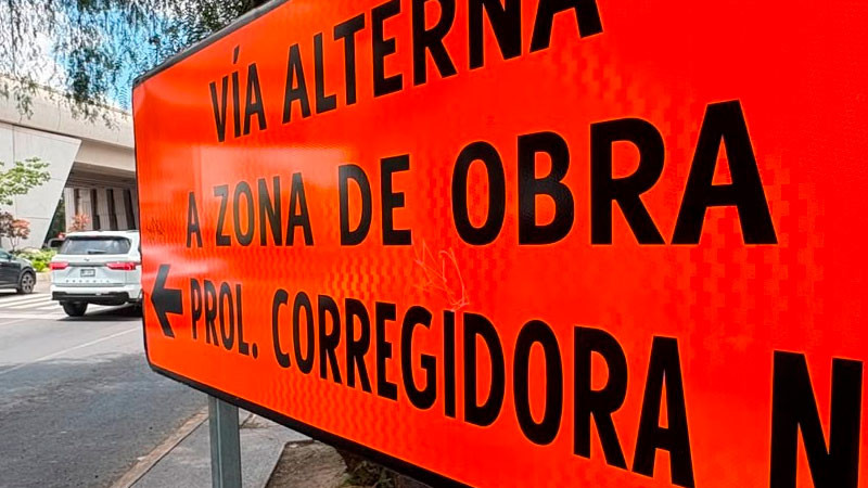 Incrementa 30% el flujo vehicular en Bernardo Quintana tras reconfiguración vial 