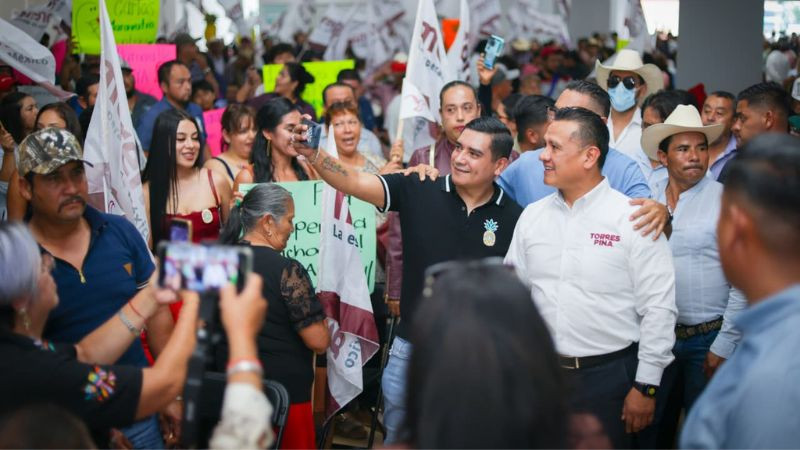 Torres Piña llega fortalecido a la recta final: reúne a 3 mil 500 en Zitácuaro y más de 5 mil en Zacapu 